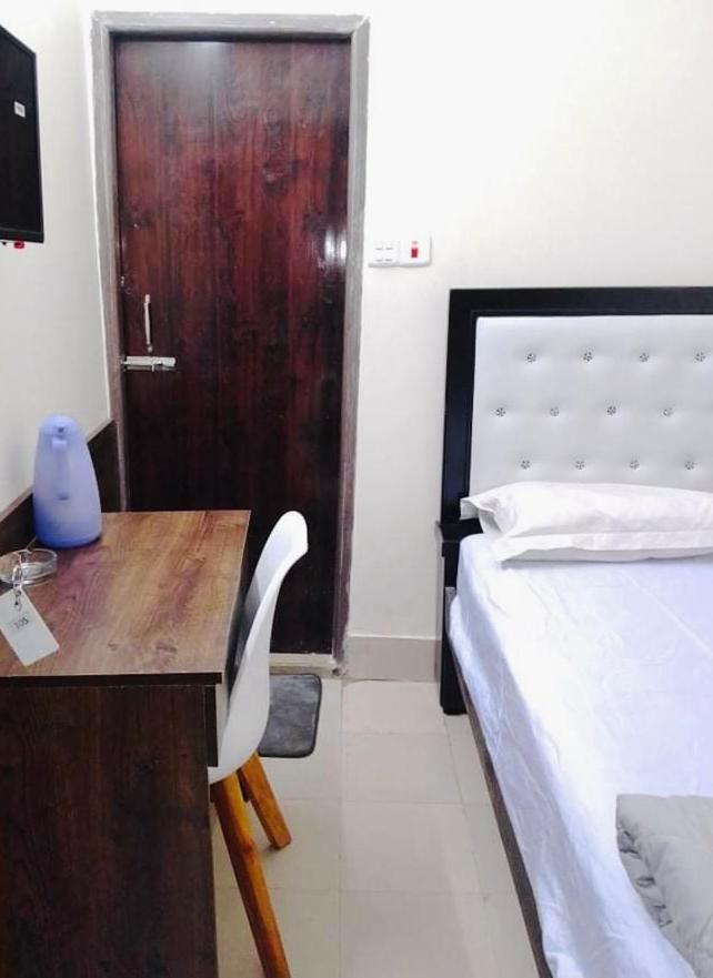 Hotel Seven Star Dhaka Extérieur photo