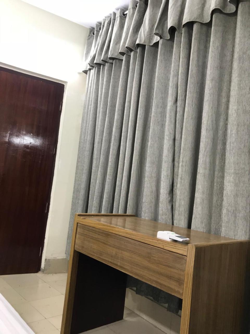 Hotel Seven Star Dhaka Extérieur photo